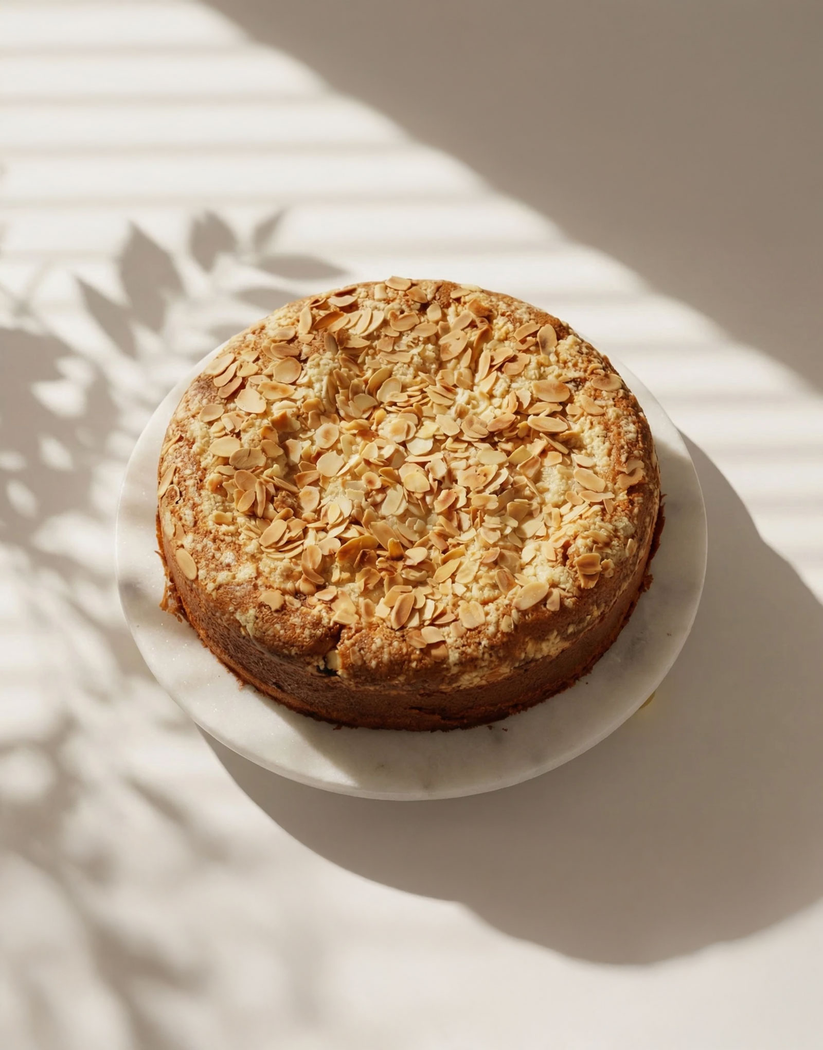 Labneli Orman Meyveli Crumble Kek